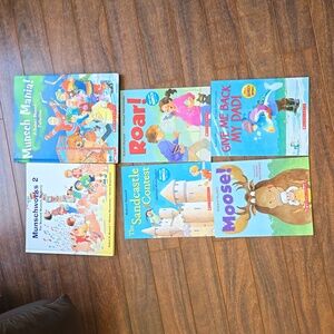 ROBERT MUNSCH BOOK LOT